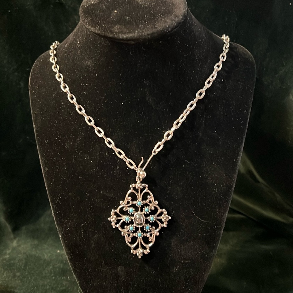 Vintage Avon Medallion necklace